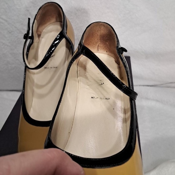 Prada Vernice Bicolor Patent Leather Mary Jane Heels US 9.5-10/ EU 41 - Italy - Picture 7 of 10